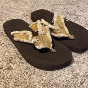 Womens size 7 Sandals